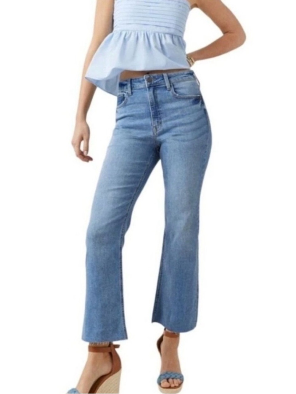Harper Heritage Francesca's High Rise Kick Crop Jeans Raw Hem. Size 27 (28x27)